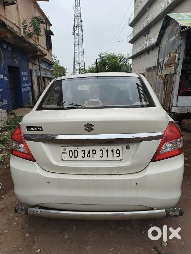 Maruti Suzuki Dzire 2022 Petrol 82000 Km Driven