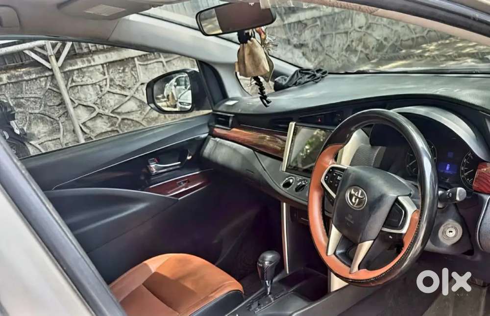 Well Maintained Toyota Innova Crysta 2017 Diesel Automatic