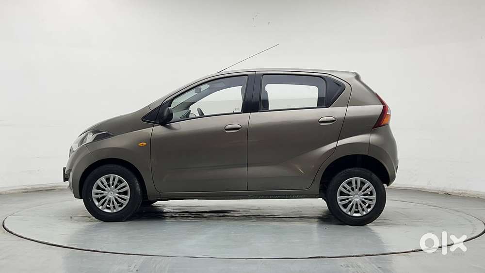 Datsun Redigo T Option, 2016, Petrol