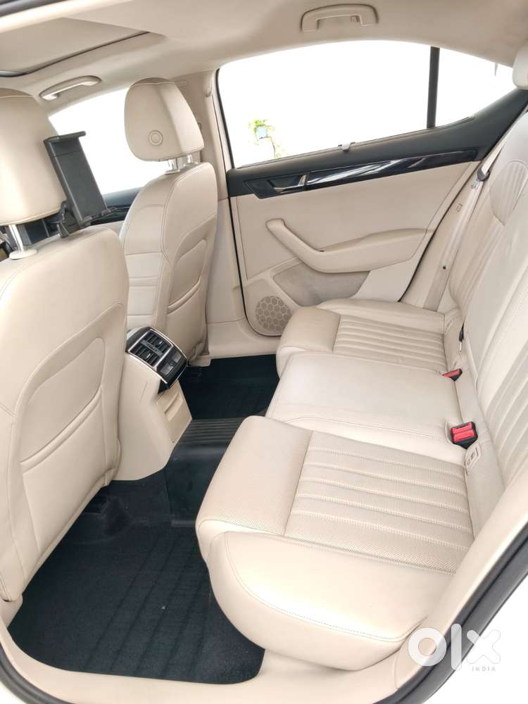 Skoda Superb 2.0 Tdi (diesel) L&k