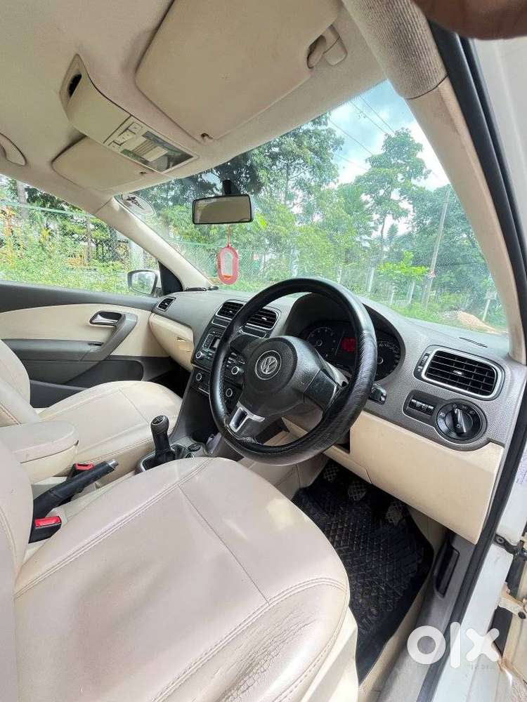 Volkswagen Vento 2010-2013 Petrol Highline, 2012, Petrol