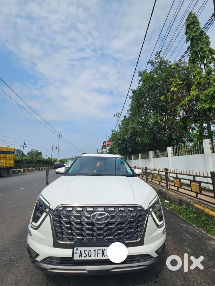 Hyundai Alcazar 2023 Petrol Well Maintained