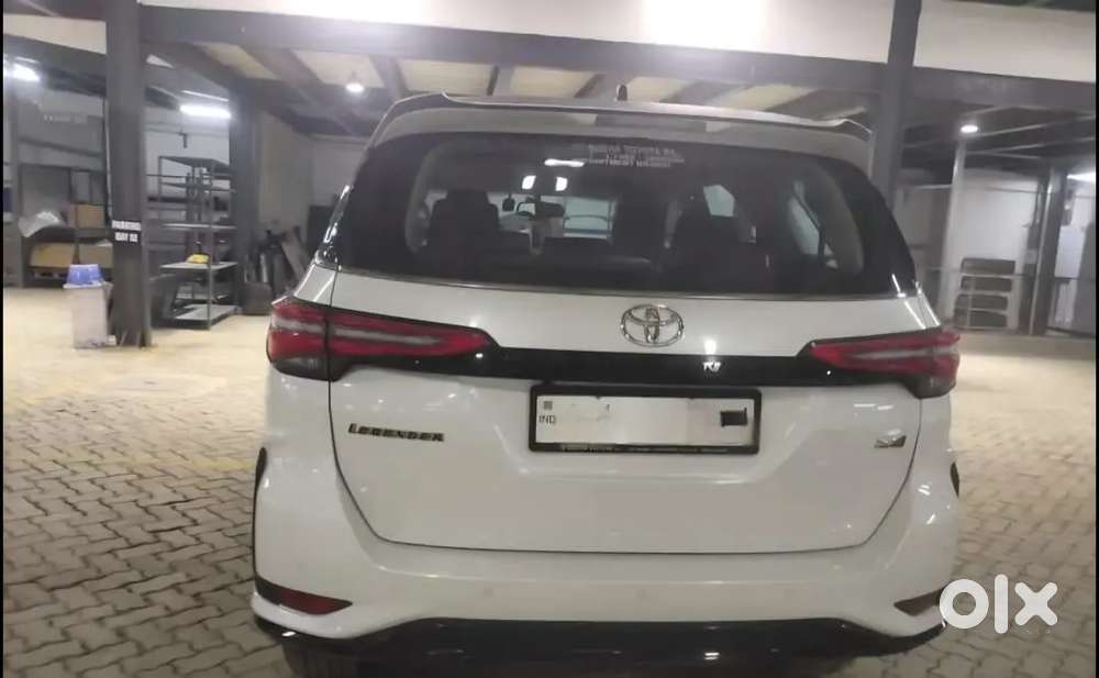 Toyota Fortuner Legender 2025