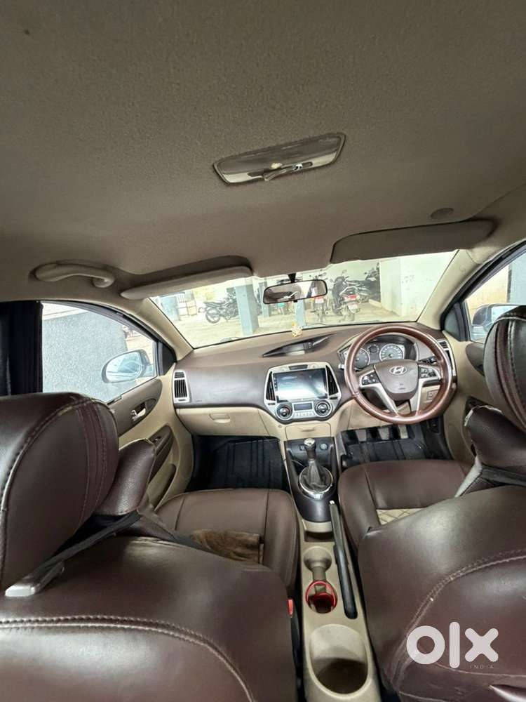 Hyundai I20 Manual 2011 Repassing Complt Insurance & All Document Avlb