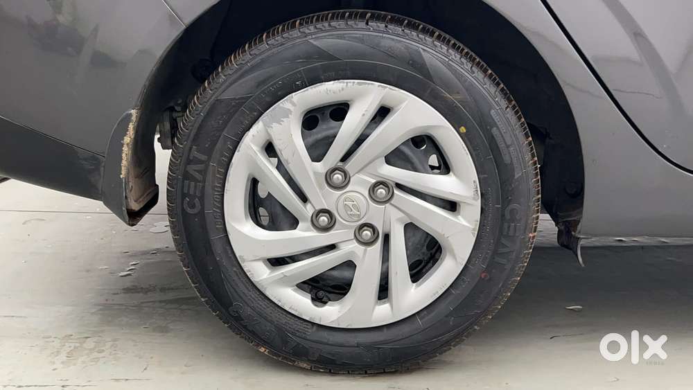 Hyundai Aura [2023-ongoing] 1.2 S Petrol Manual, 2022, Petrol