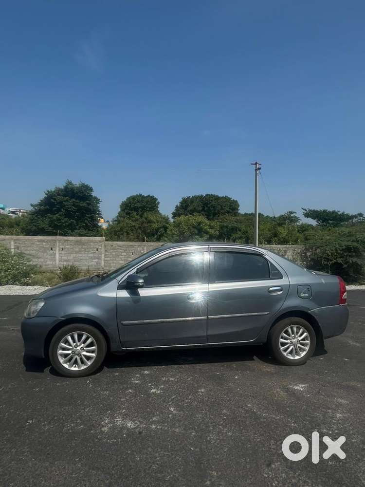 Toyota Car Diesel 2013