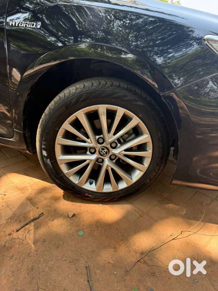 Toyota Camry 2.5 Hybrid, 2018, Petrol