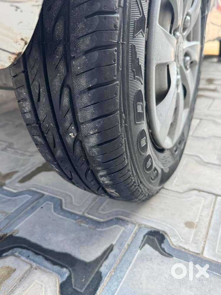 2013 Hyundai Petrol Manual