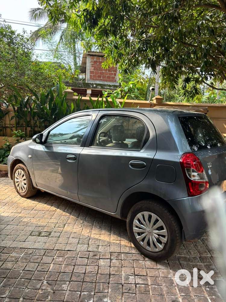 Toyota Etios Liva 2013