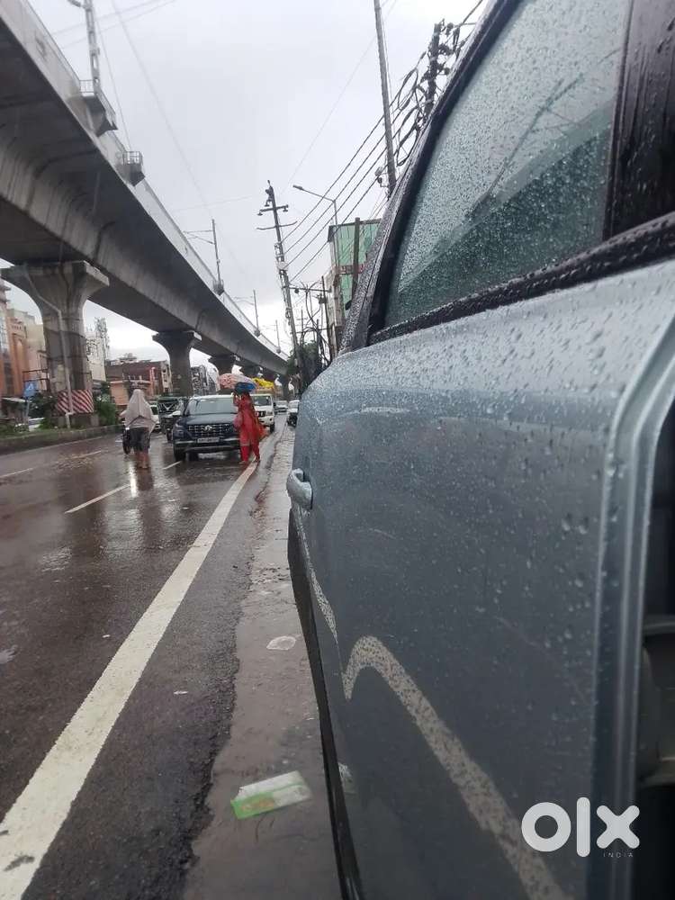 Maruti Suzuki Brezza Vxi 2024 Petrol