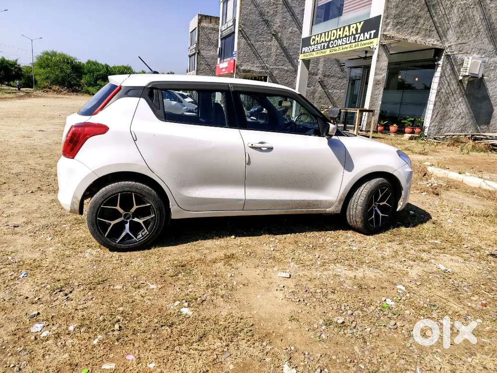 Maruti Suzuki Swift 2021