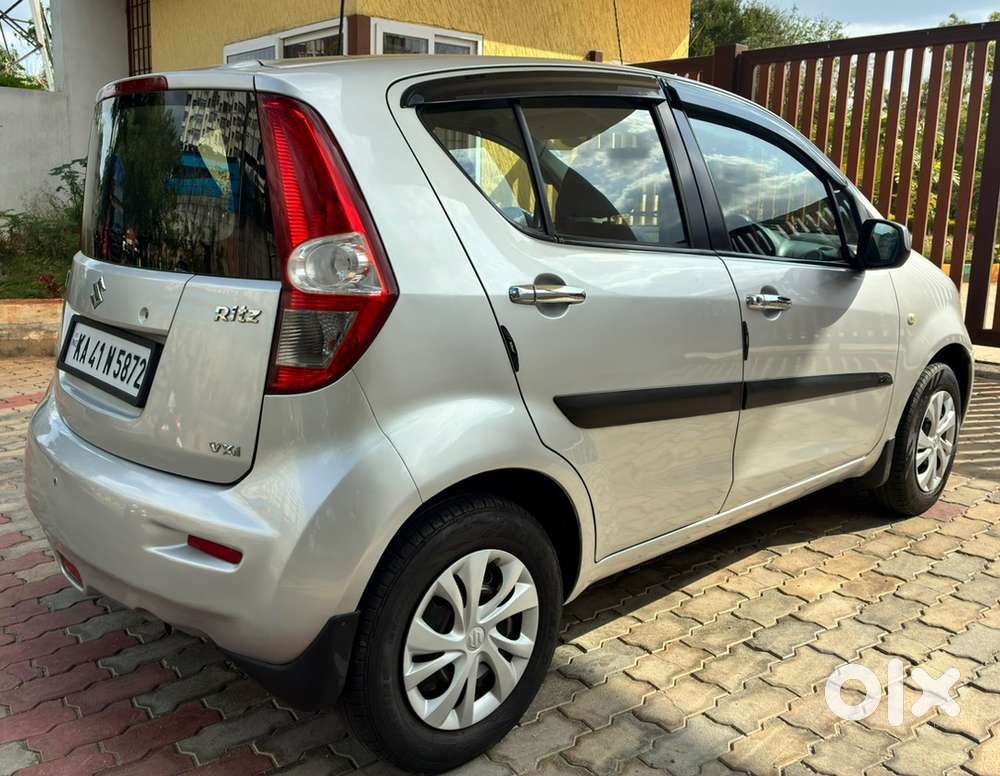 Maruti Ritz Petrol Manual 2010
