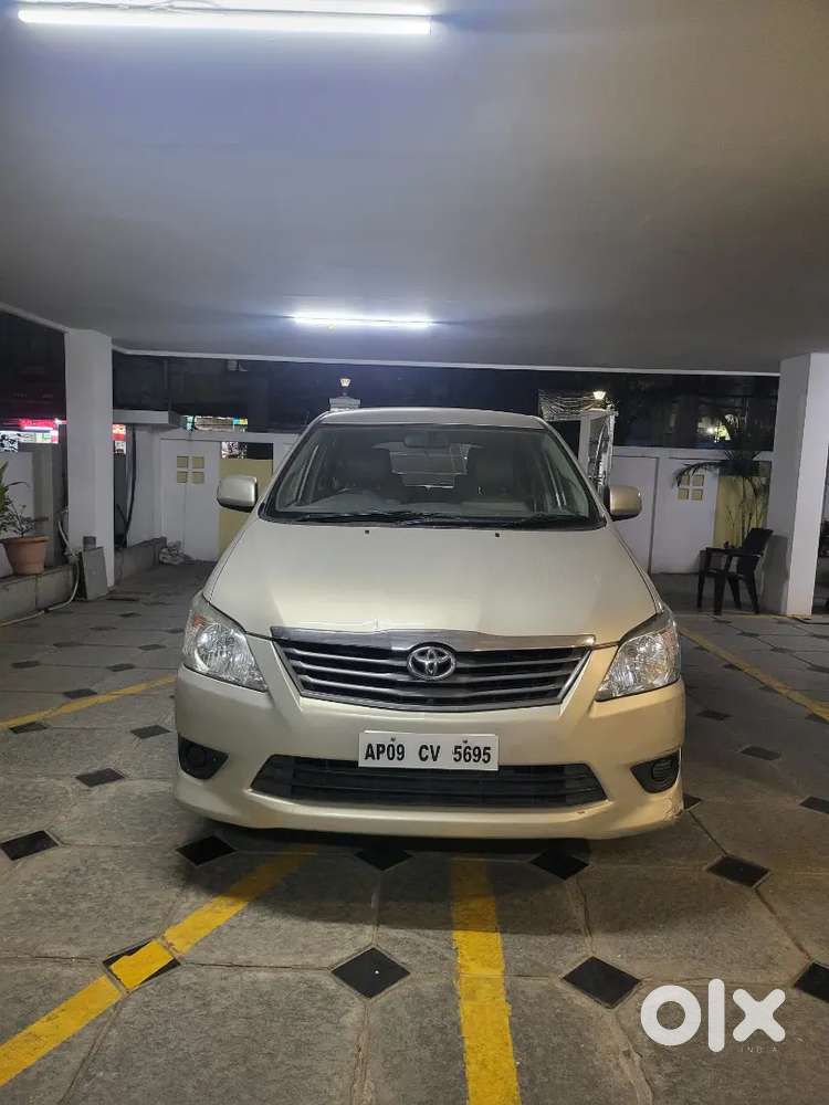 Toyota Innova 2013 Diesel Well Maintained