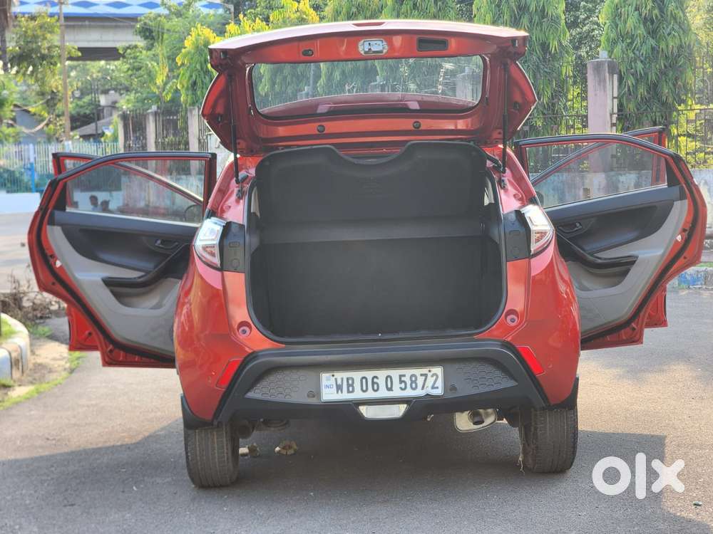 Tata Nexon 1.2 Revotron Xm, 2018, Petrol