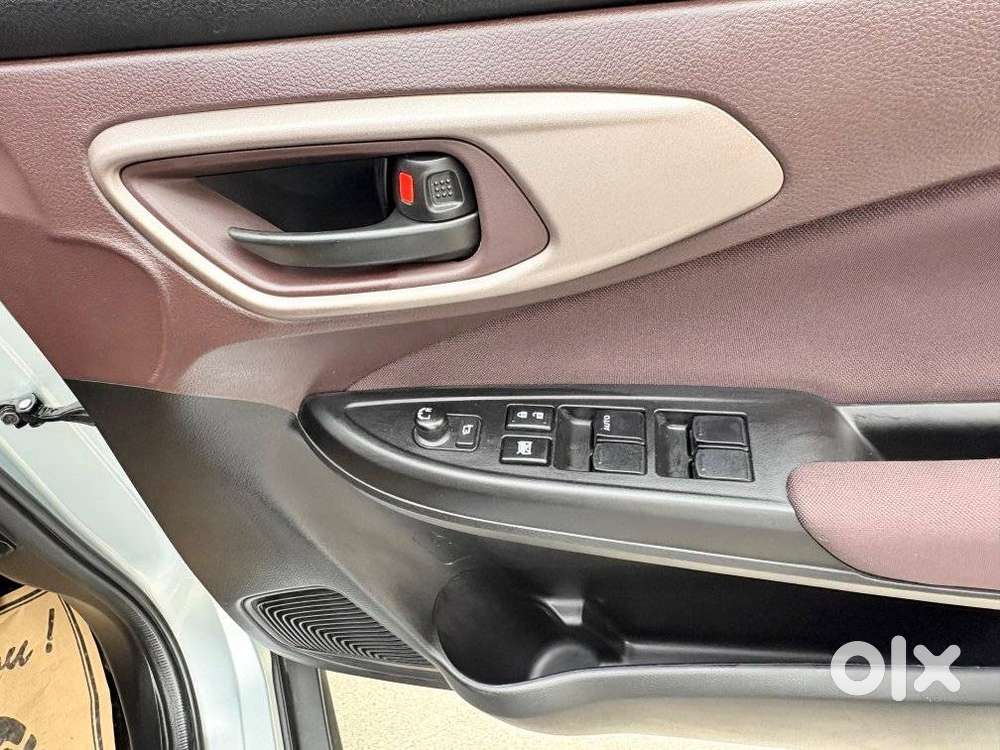 Maruti Suzuki Fronx Delta 1.2 Ags, 2025, Petrol