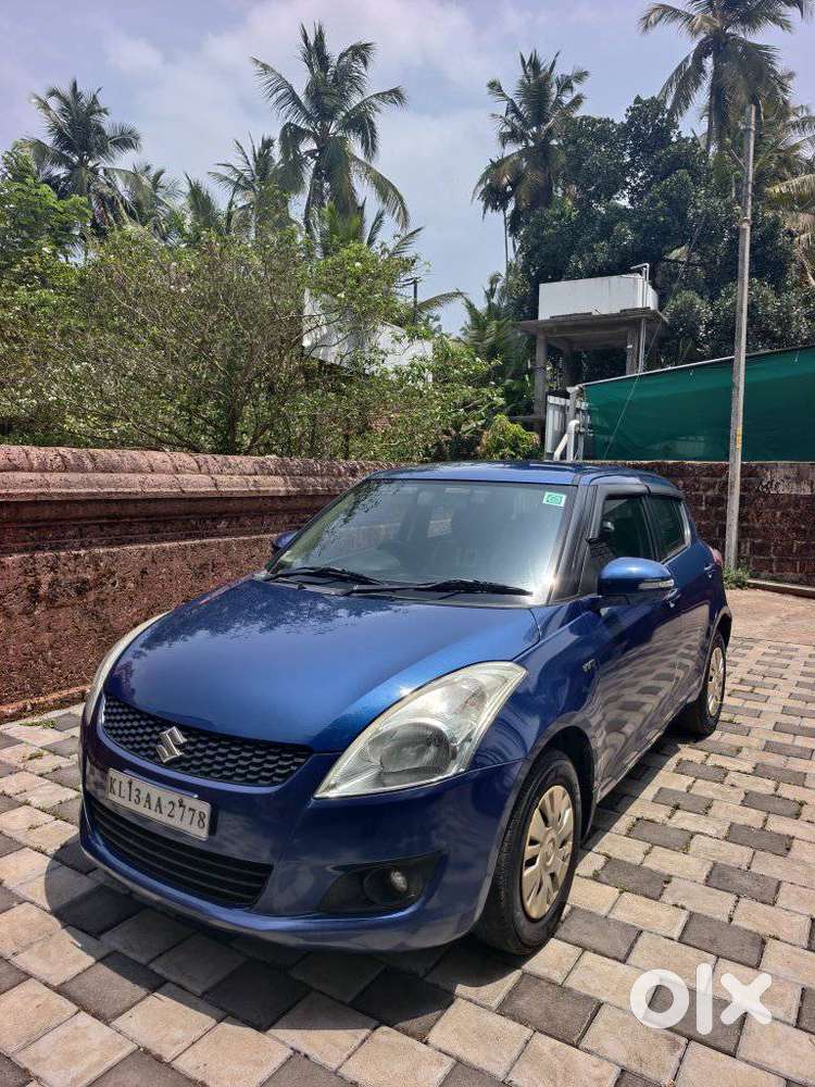Maruti Suzuki Swift Vxi Windsong Limited Edition, 2013, Petrol