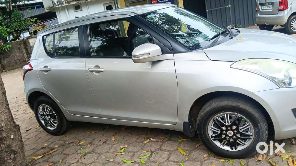 Maruti Suzuki Swift Vxi, 2014, Petrol