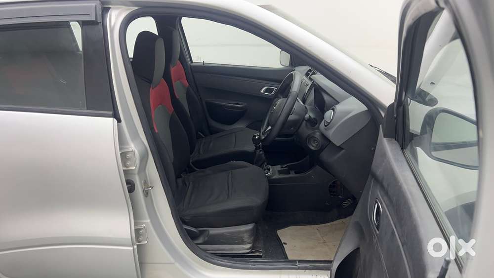 Renault Kwid 2019-ongoing 1.0 Rxt (o), 2018, Petrol