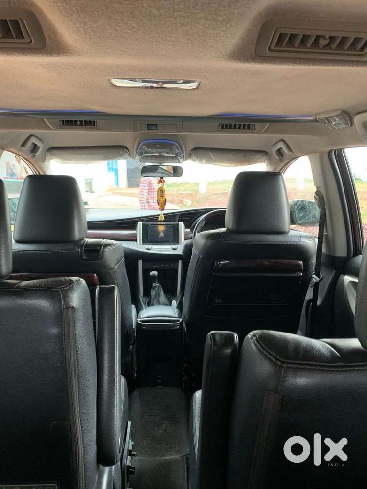 Toyota Innova Crysta 2017