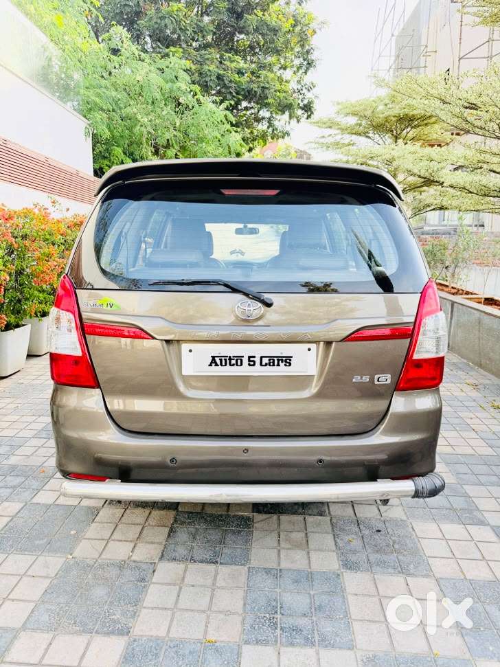 Toyota Innova 2.5 G (diesel) 7 Seater Bs Iv, 2015, Diesel