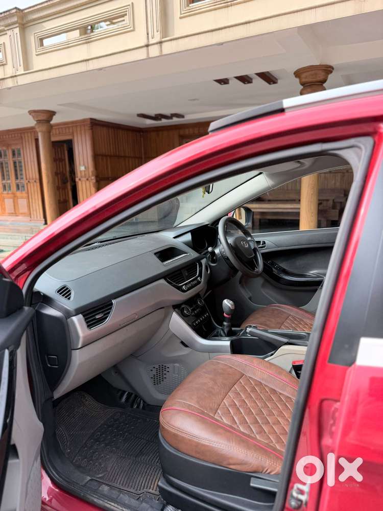 Tata Nexon 1.5 Revotorq Xt Plus, 2017, Petrol
