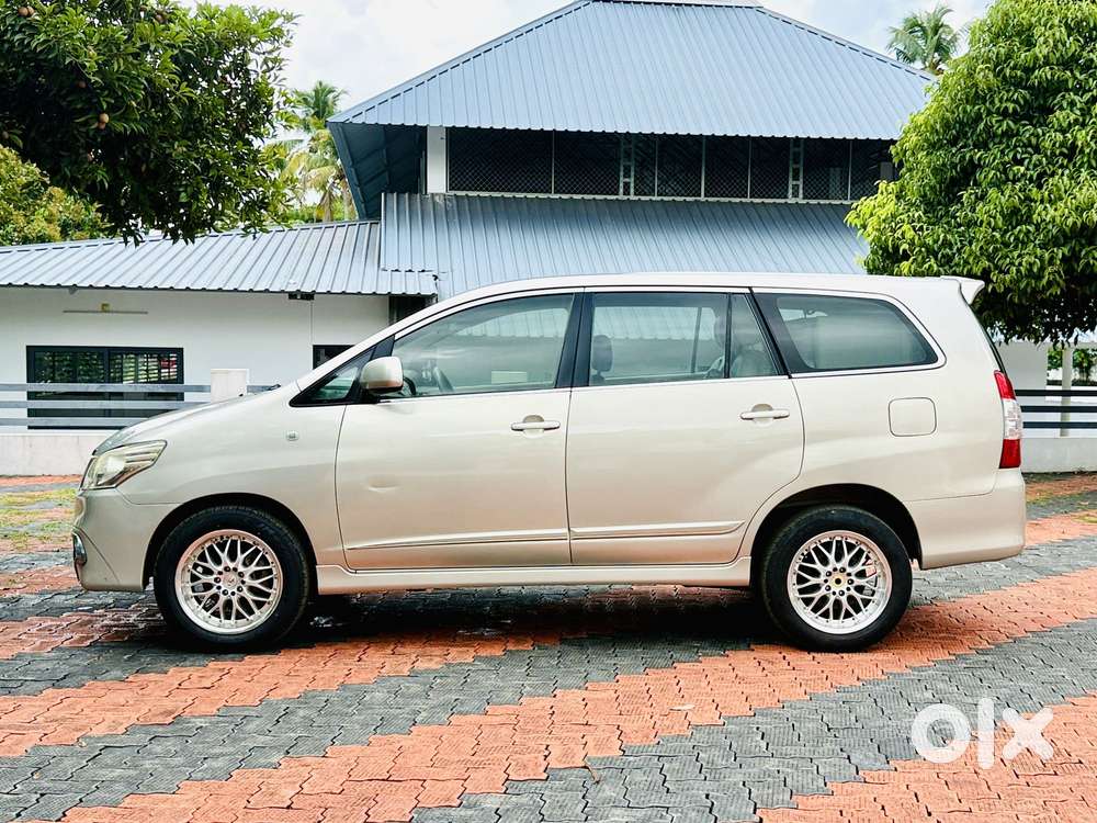 Toyota Innova 2.5 G (diesel) 7 Seater, 2013, Diesel