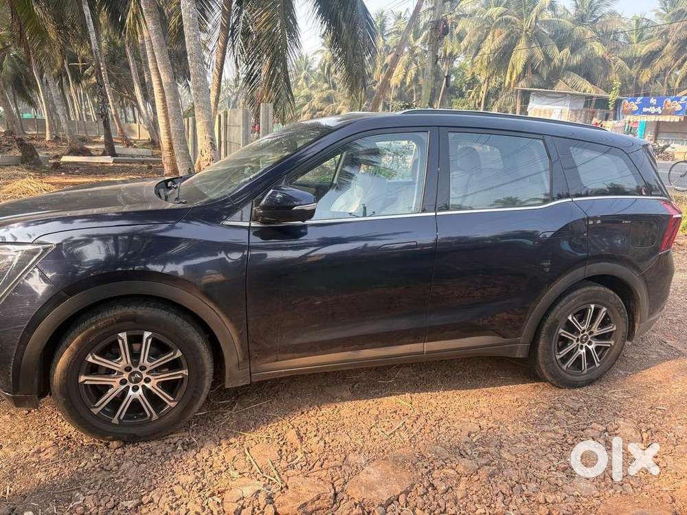 Mahindra Xuv700 2022 Diesel Well Maintained