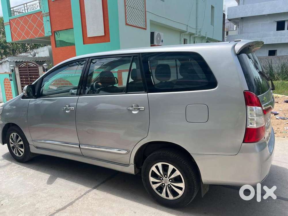 Toyota Innova 2015 Diesel 173000 Km Driven