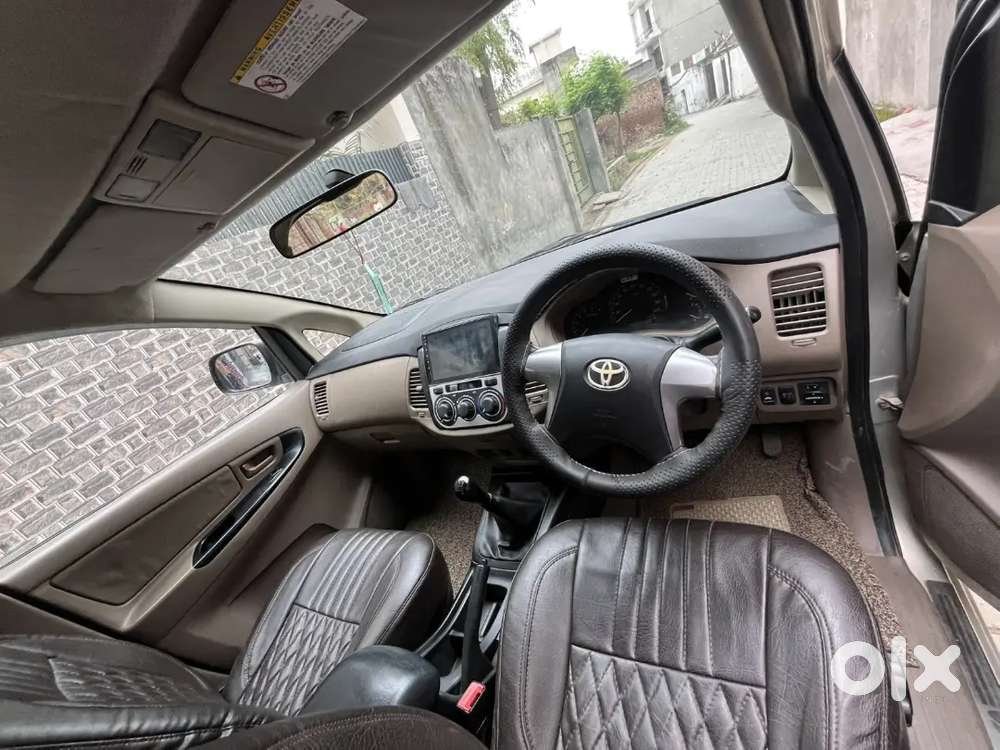 Toyota Innova 2015 Diesel Well Maintained