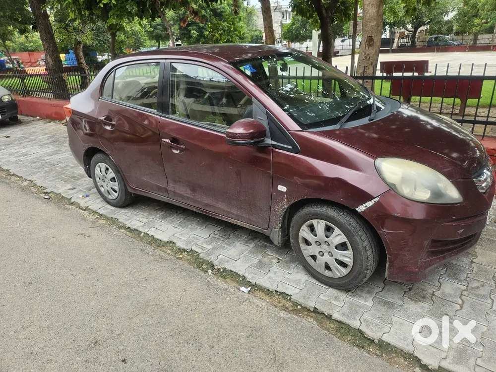 Honda Amaze  Petrol Orijnal Condtion, ब्रोकर फोन नहीं करें