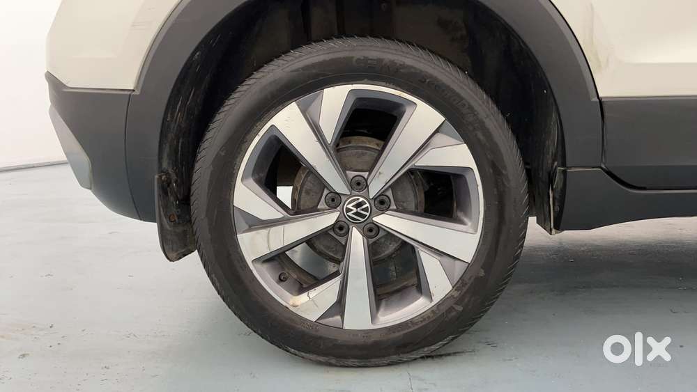 Volkswagen Taigun Topline 1.0 Tsi At (electric Seats), 2022, Petrol