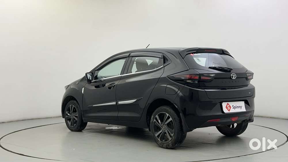 Tata Altroz 1.2 Xza Plus Dark Edition Dct, 2022, Petrol