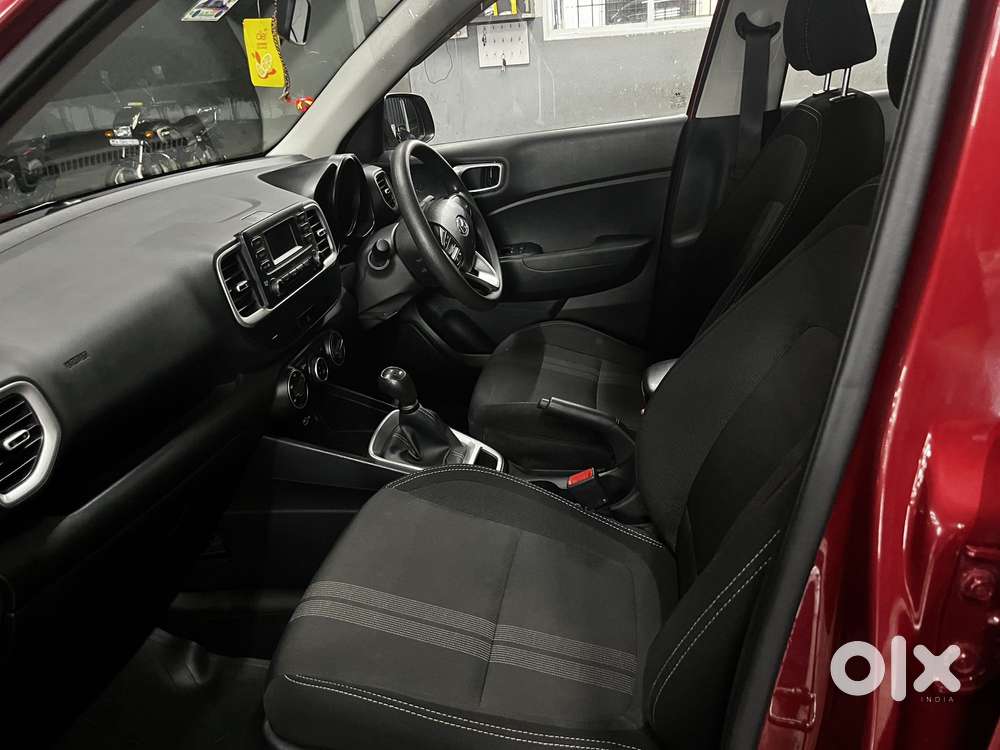 Hyundai Venue S 1.2 Petrol, 2021, Petrol