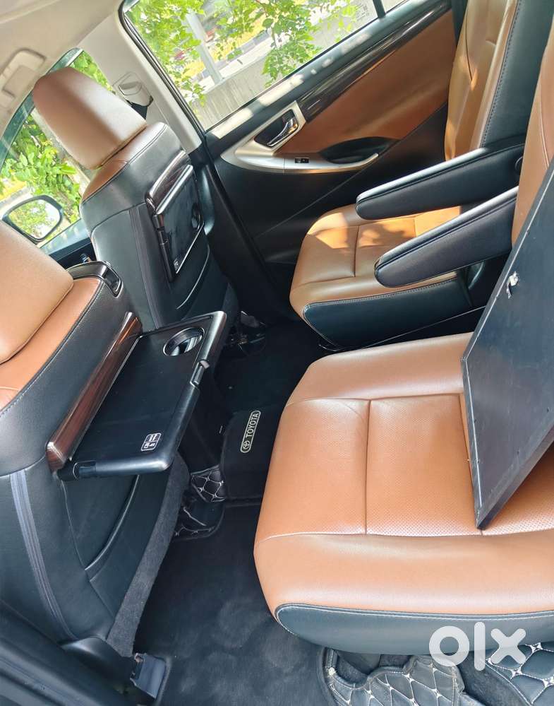 Toyota Innova Crysta 2.8z Automatic, 2019, Diesel