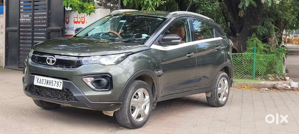Tata Nexon 1.2 Revotron Xm (s), 2020, Petrol