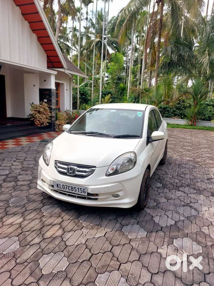 Honda Amaze 2014 Diesel Well Maintained