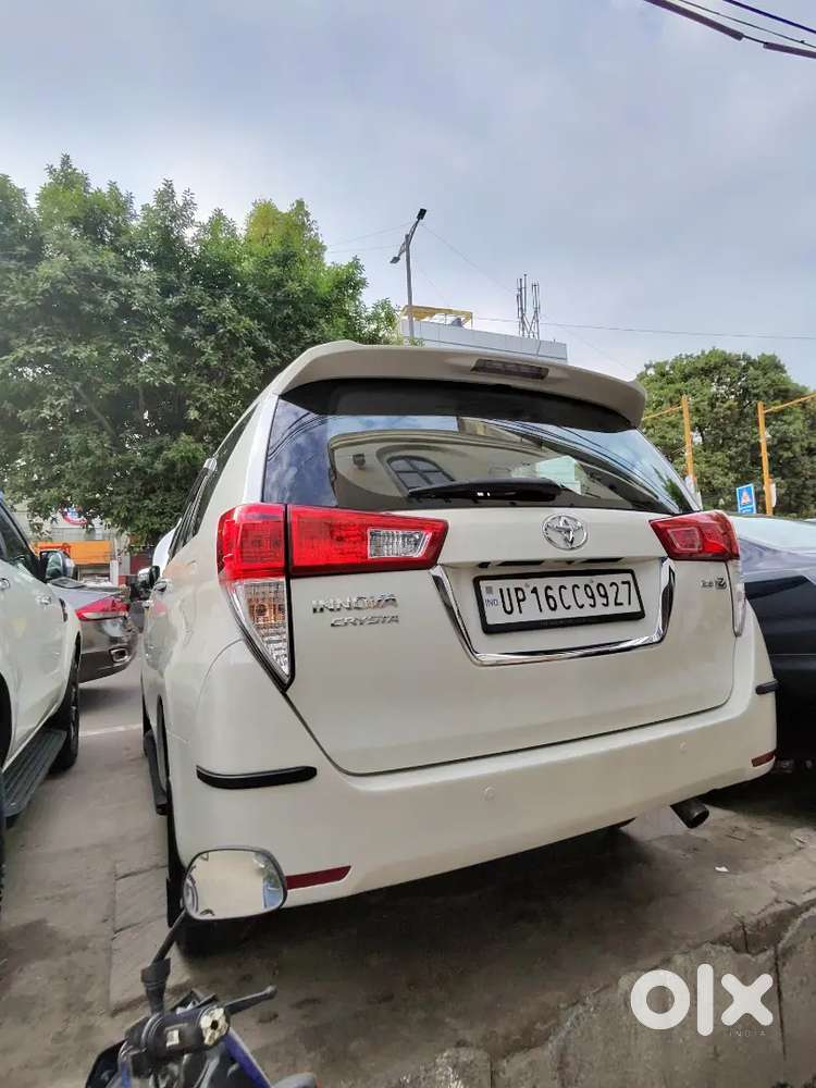 Toyota Innova Crysta 2019