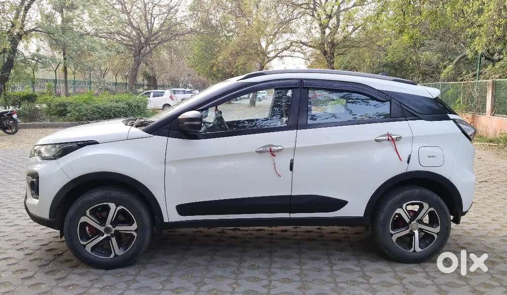 Tata Nexon (brand New Smooth)