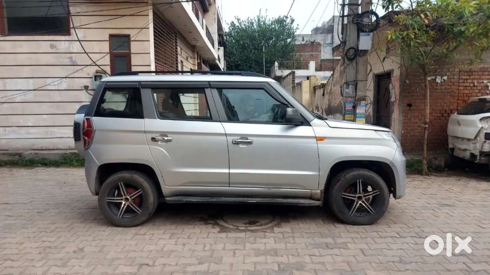 Mahindra Tuv 300 Mhawk100 T8, 2015, Diesel