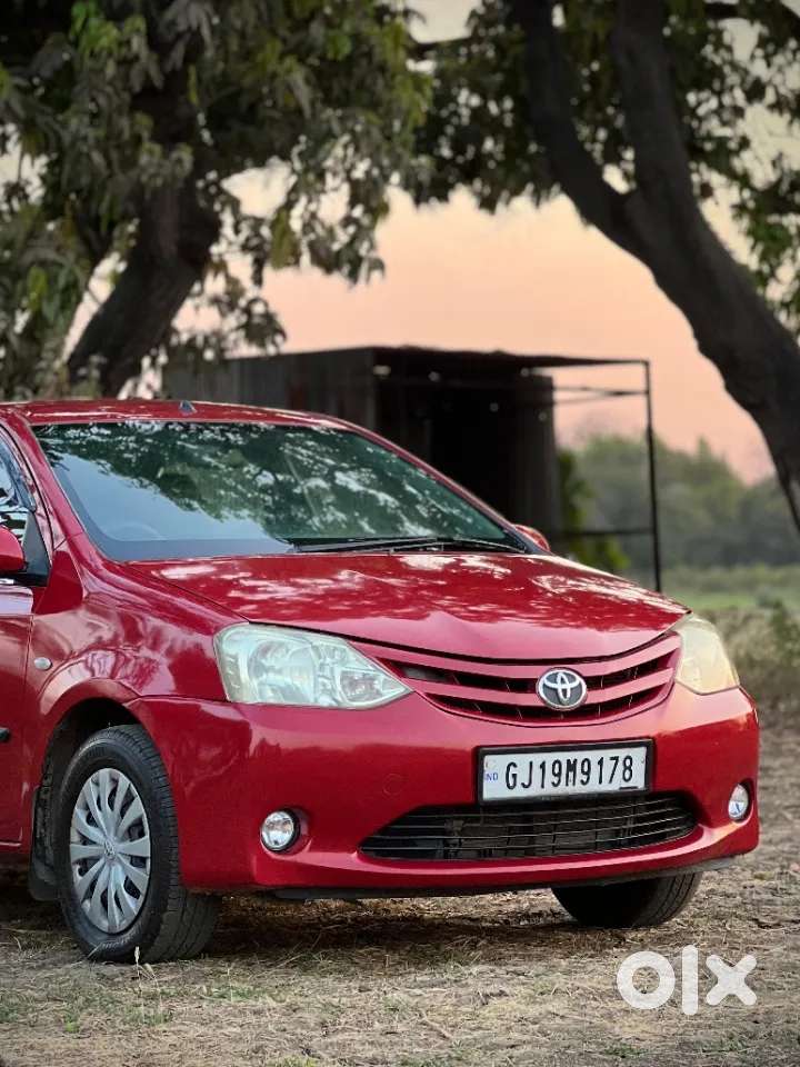 Toyota Etios Liva 1.2 G, 2012, Petrol