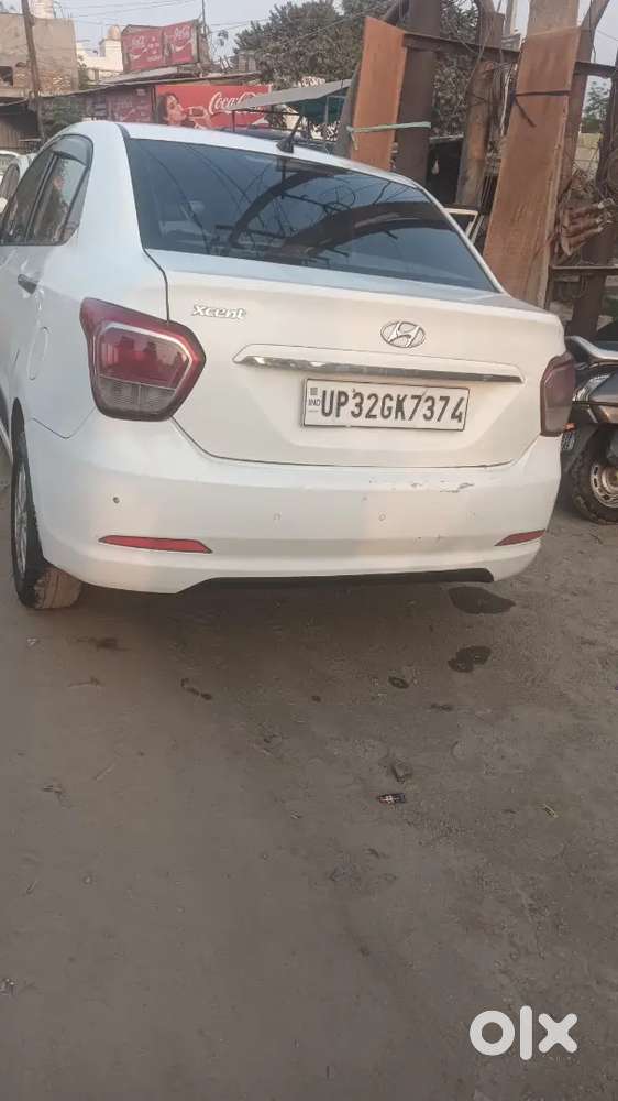 Hyundai Xcent 2015
