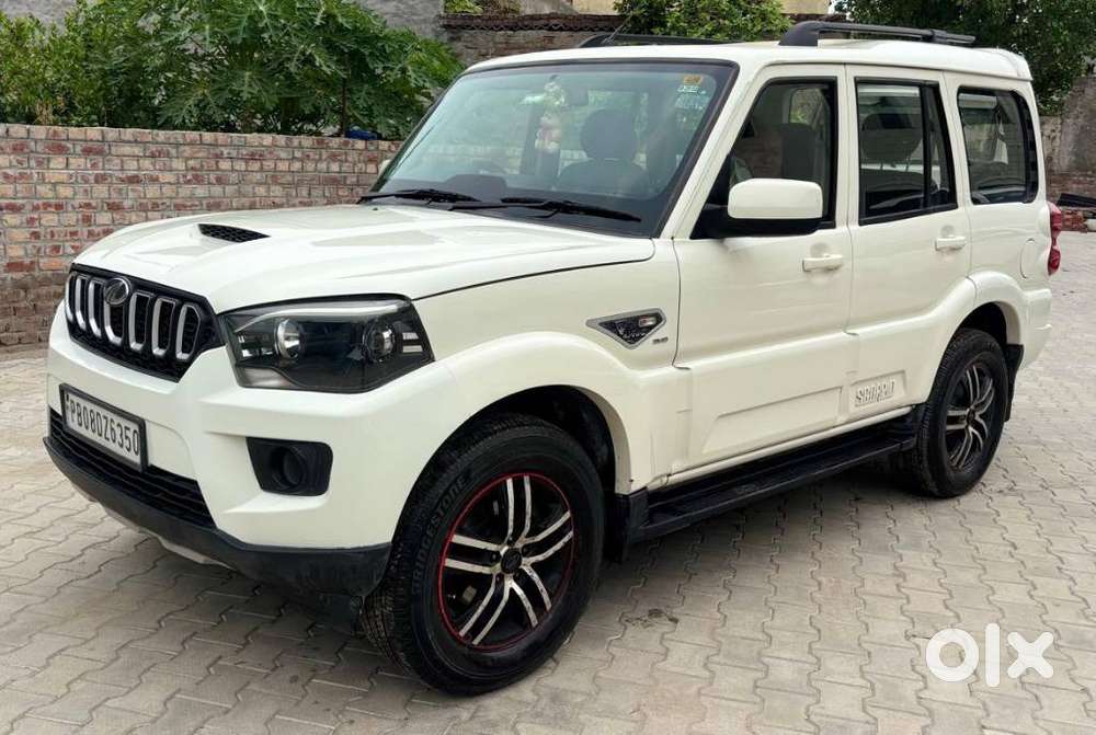 Mahindra Scorpio Classic, 2018, Diesel