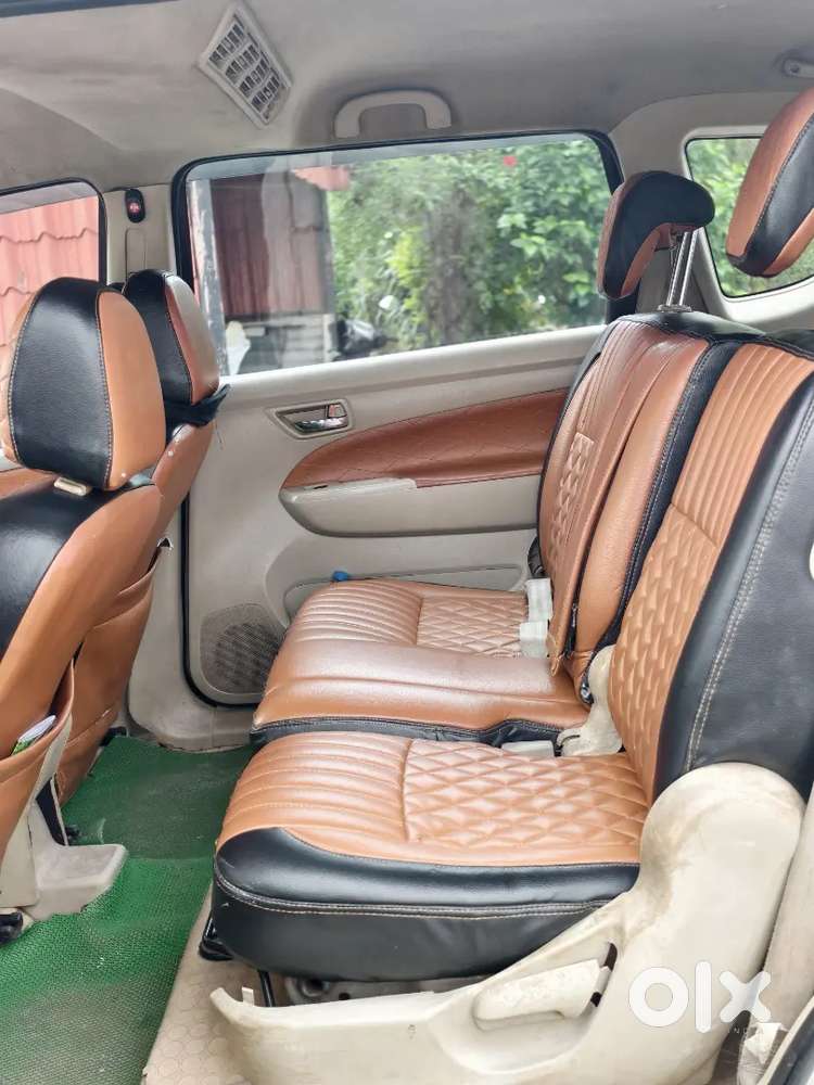 Maruti Ertiga 2015 Petrol Manual, Cng