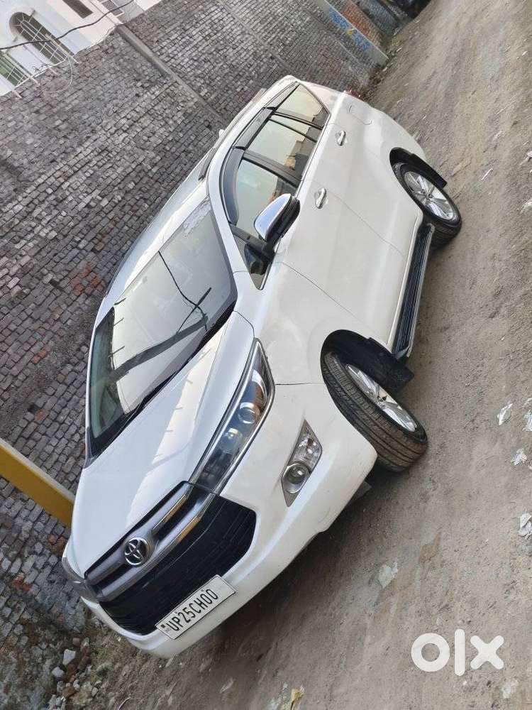 Toyota Innova Crysta Touring Sport 2.4 Mt, 2018, Diesel