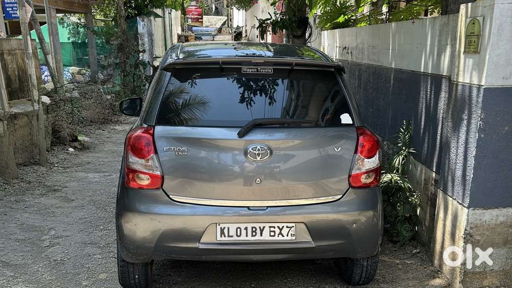 Toyota Etios Liva 2016