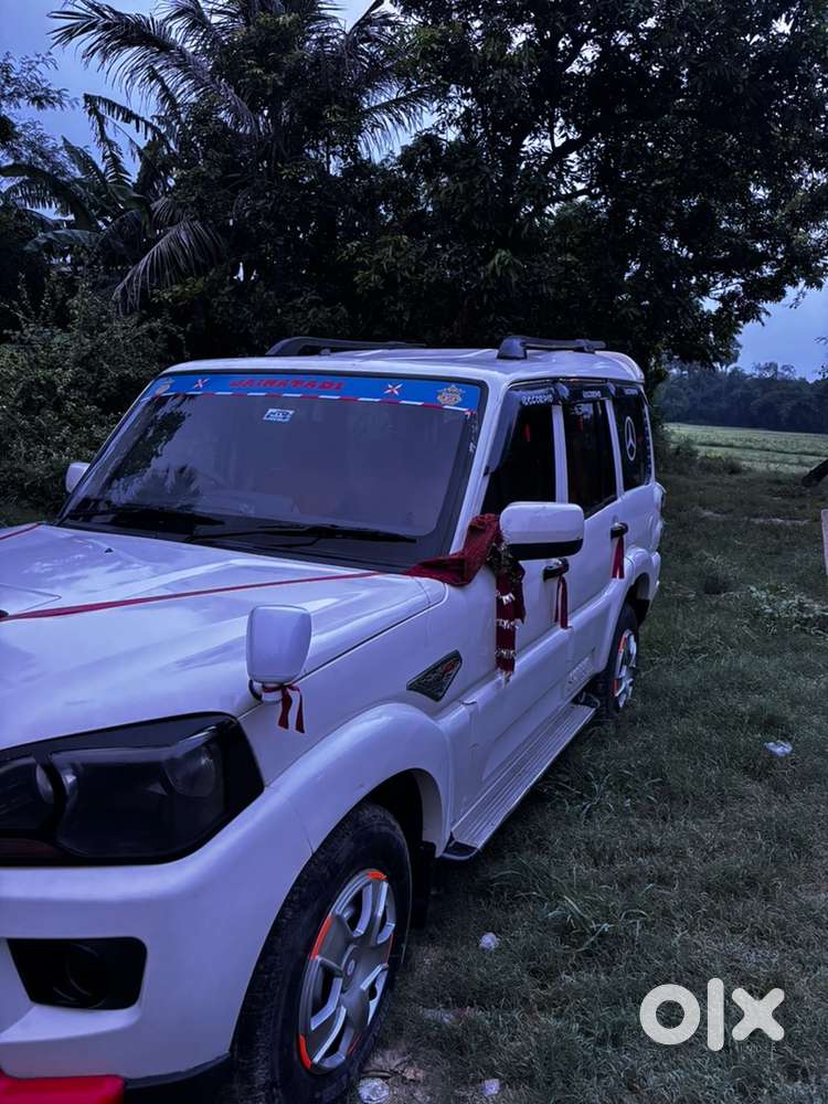 Mahindra Scorpio 2015