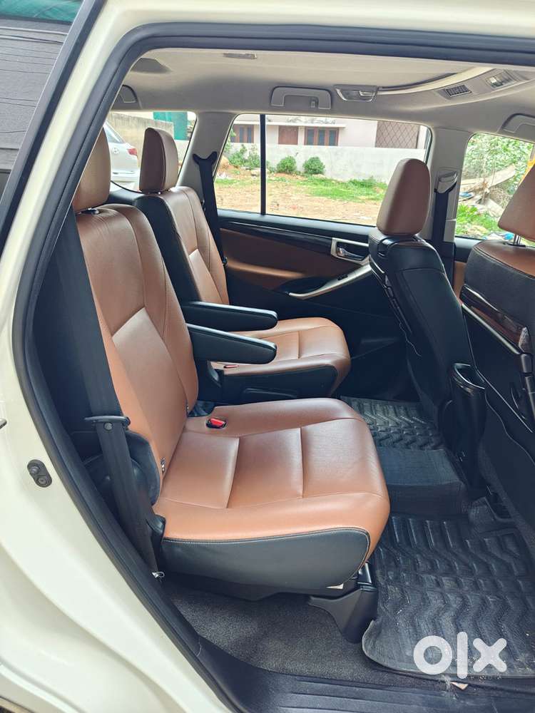 Toyota Innova Crysta 2.8z Automatic, 2018, Diesel