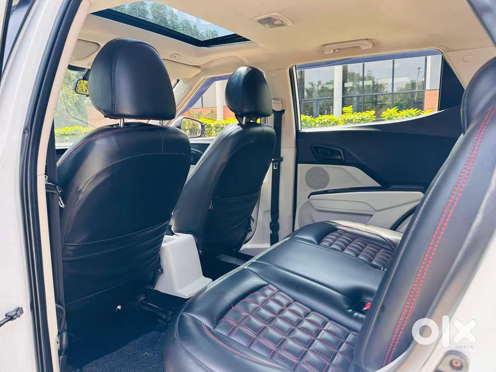 Mahindra Xuv300 W6 Diesel, 2024, Diesel