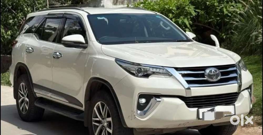 Toyota Fortuner 1st Owner Automatic 4*4 /2017 Diesel
