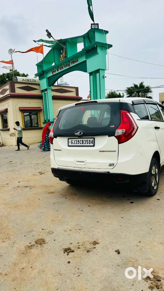 Mahindra Marazzo Diesel 2020